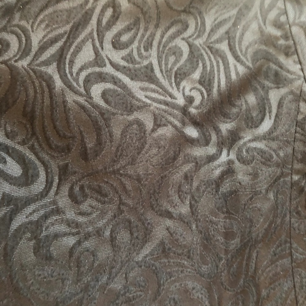 Blazer - Picture 2 of 2